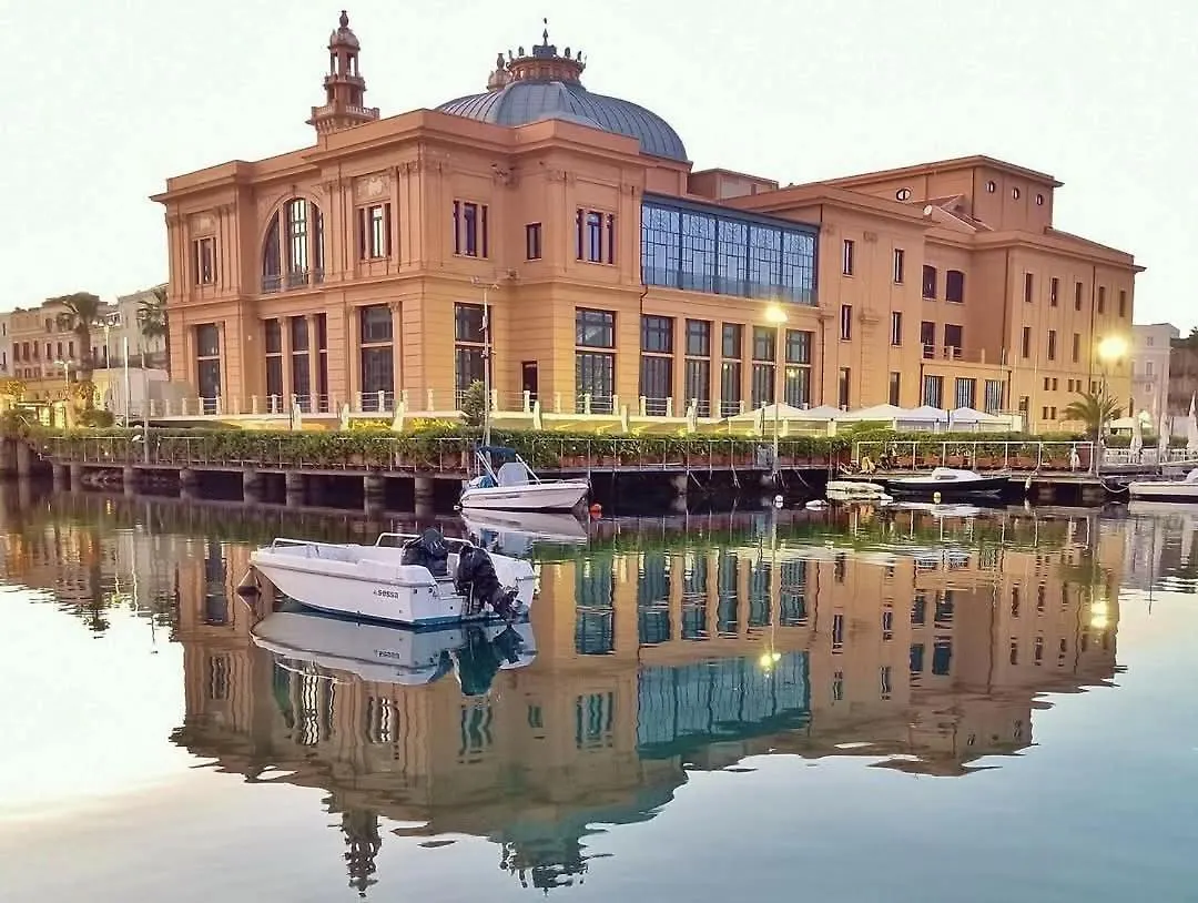 Appartamento D'Amar House Bari 0*,  Italia