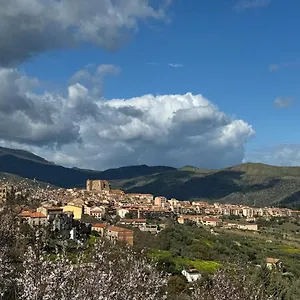 https://villa-luxury-nel-bosco.sicilyhotelsitaly.net